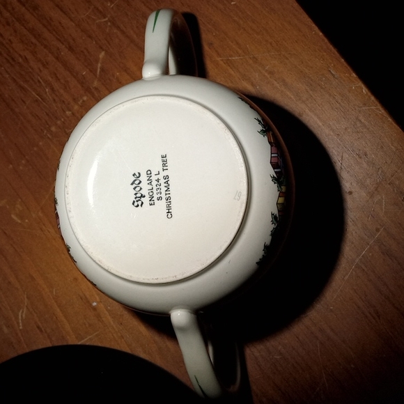 Vtg 70s Spode Christmas Tree mug S3324L England white porcelain euc - Picture 5 of 6